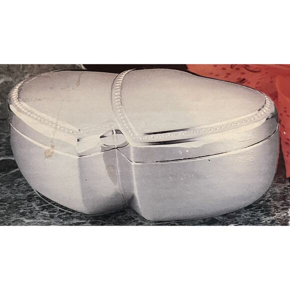 VINTAGE Towle SILVER PLATED DOUBLE HEART SHAPED Trinket JEWELRY BOX 1994 - NEW! - Picture 1 of 6